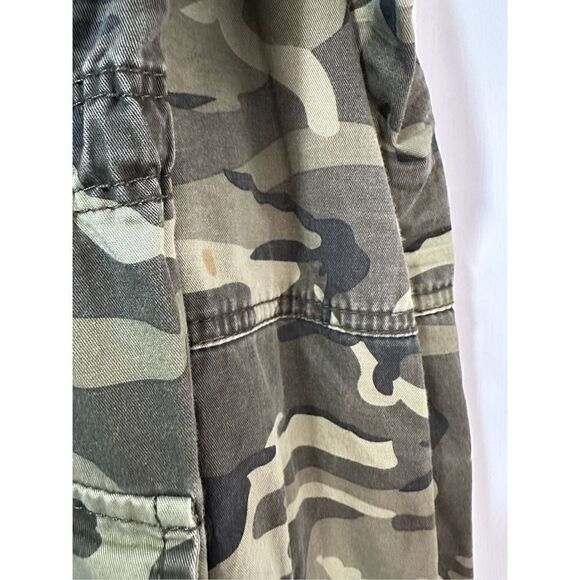 Ashley by 26 International women’s camo utility jacket size Small. #14-1139 - Picture 7 of 10
